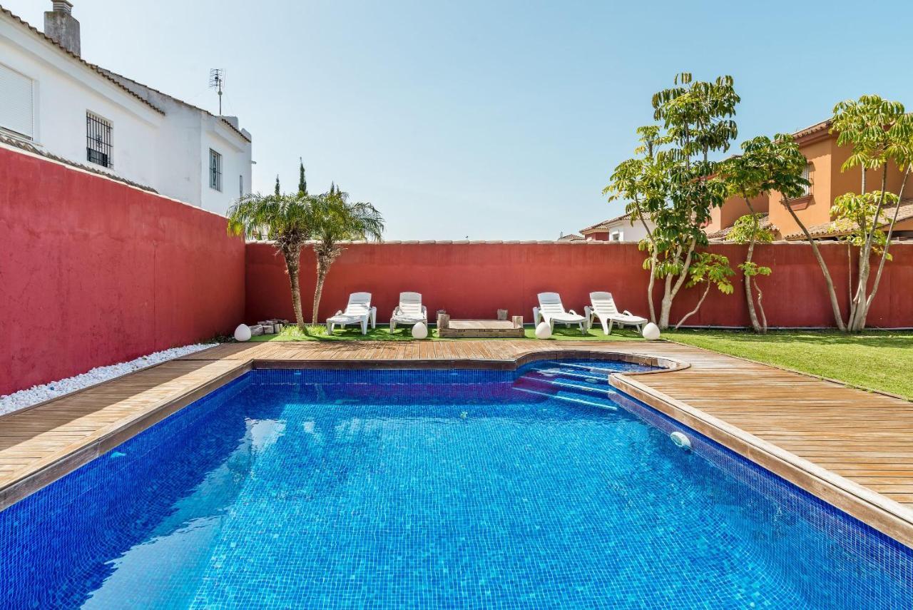 Villa Marty - Mayores De 25 Anos Chiclana de la Frontera Exterior photo